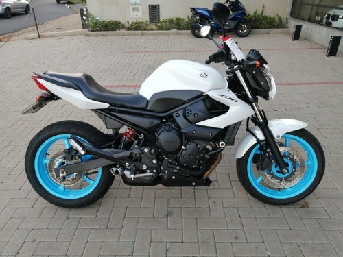 YAMAHA XJ6 N 11/12  ENTR+PARC 