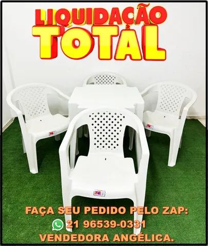 Conjunto de Mesa com Cadeiras Poltrona Plástico Kit 1 Jogo