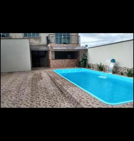 Compra uma piscina e ganha um brinde 