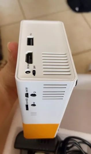 Mini Projetor Portátil Led 1080p  - Foto 2