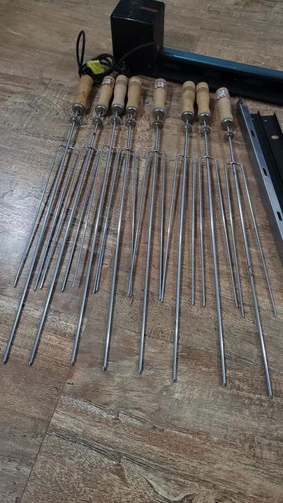 Churrasqueira Giragrill com 8 Espetos - Foto 4