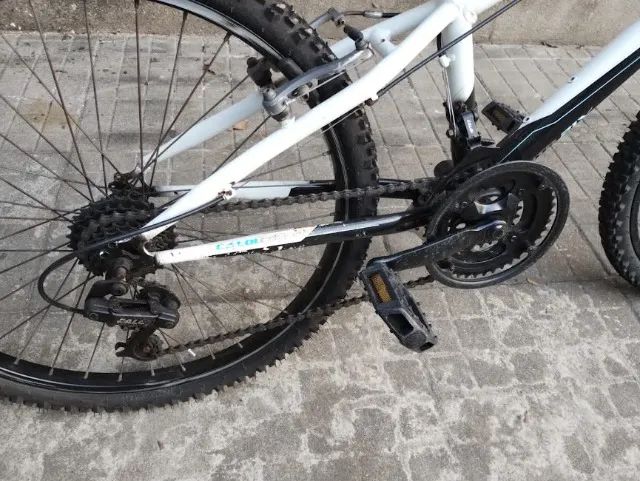 Bicicleta aro 24 semi nova  - Foto 4