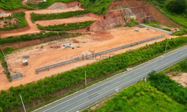 Aluga-se Área Comercial na Rodovia ES 080
