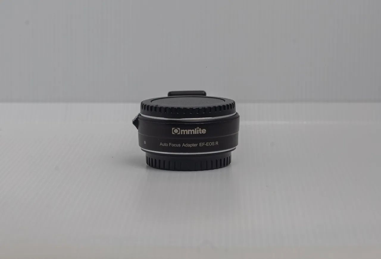 Adaptador de Foco Automático EF-EOS R Ommlite