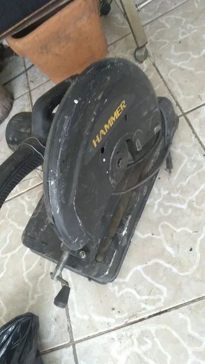 Poli corte Hamer sucata 