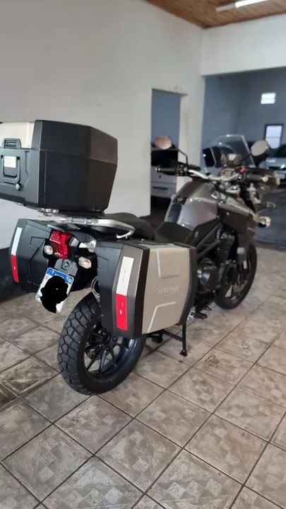TRIUMPH TIGER EXPLORER 1200