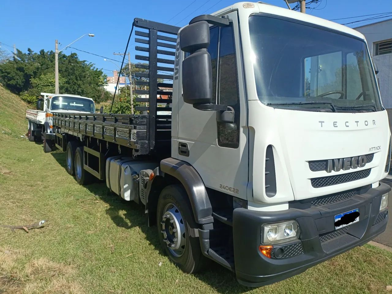 Iveco tector 240e22 ano 2014 único dono carroceria  - Foto 4