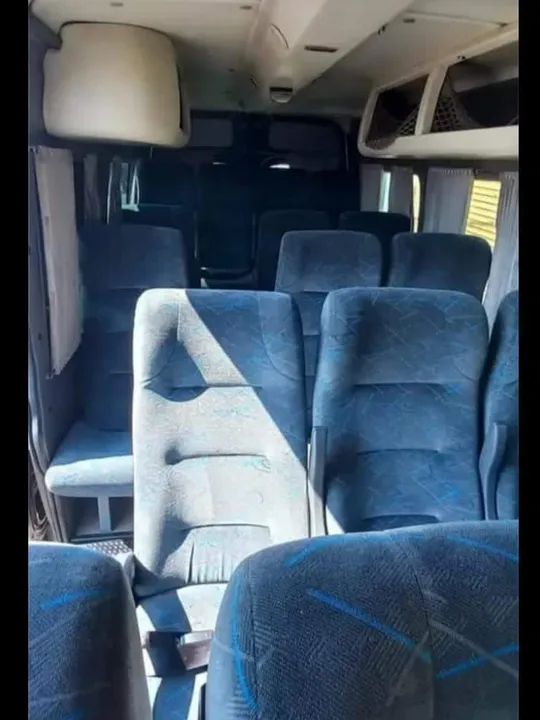 LOCAÇÃO DE VAN COM MOTORISTA  - Foto 2