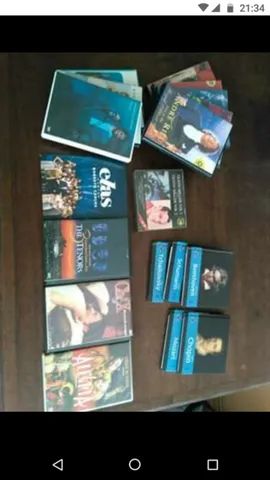 Vendo CDs e DVDs 