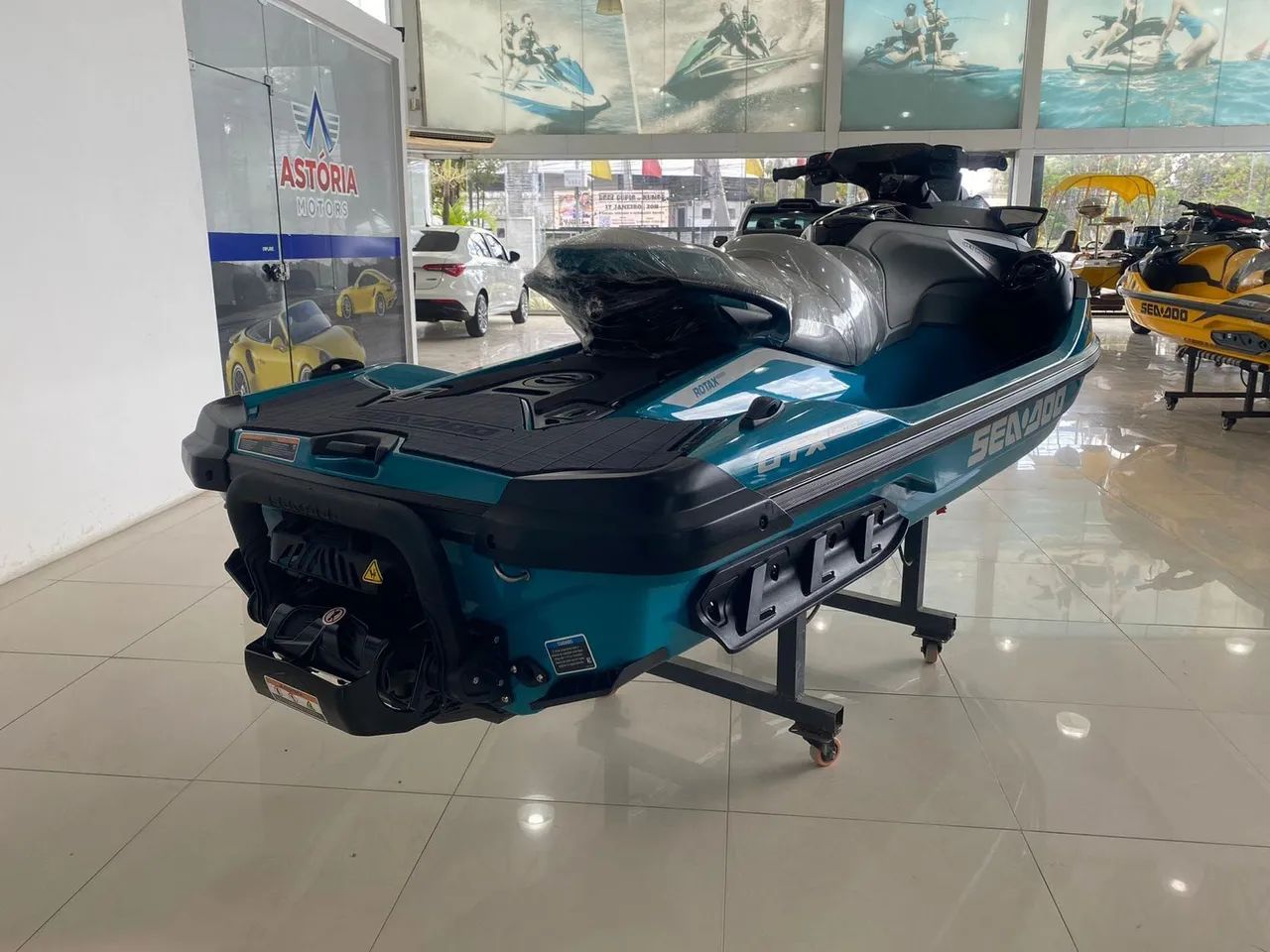 JET SKI SEA DOO GTX 325 LIMITED 2025, Painel 10,25", Som Premium, 38 Horas, Parcelamos 36x - Foto 4