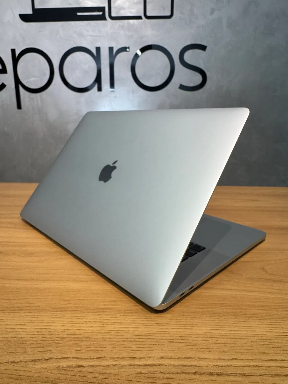 良品 MacBook Pro 2018 15型 Corei7 512G D1 Amazon.com: Apple 2018 MacBook Pro with 2.2GHz Intel Core i7, 15