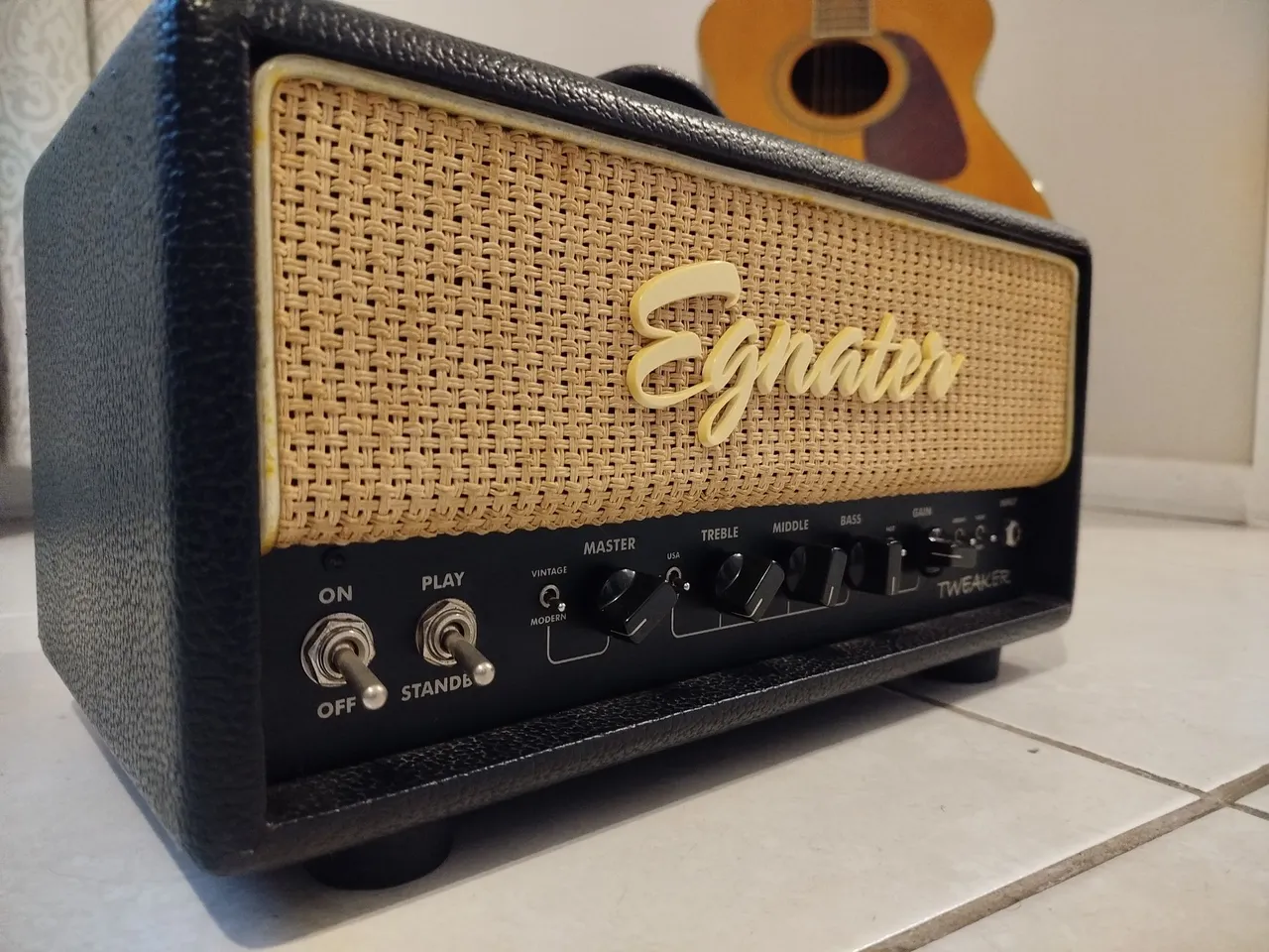 Amplificador Egnater Tweaker 15W