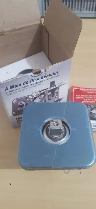 Mola pneumática para porta de vidro - Foto 3