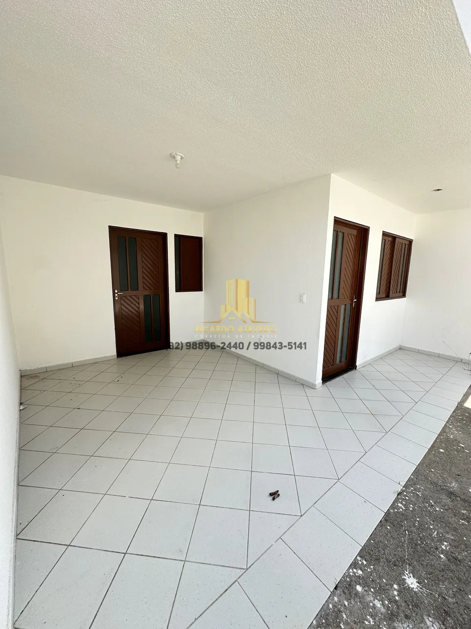 Casa Dúplex com 04 quartos, suítes e varandas
