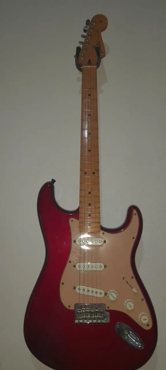 fender stratocaster mexicana