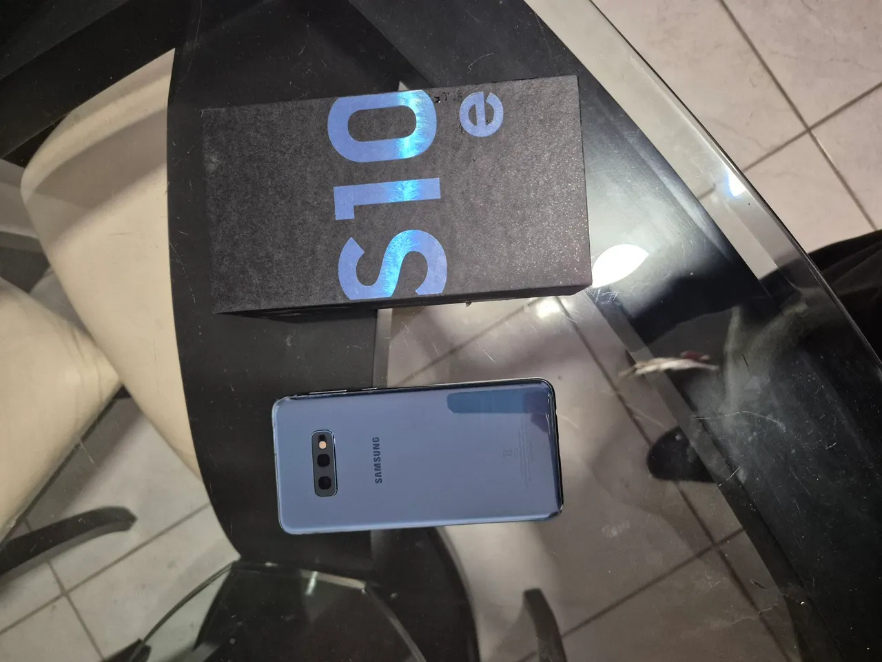Samsung S10e excelente estado. Não aceito troca.