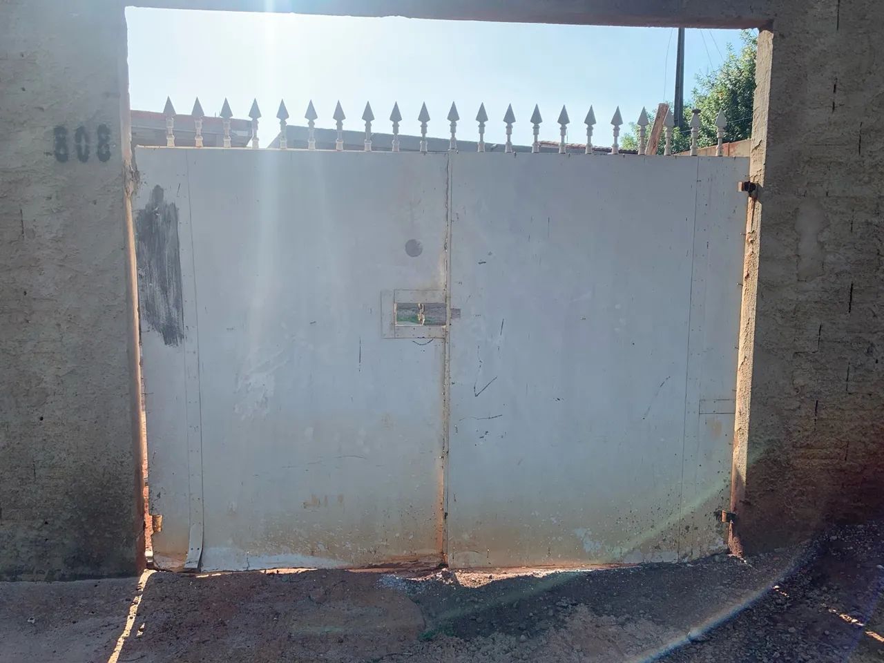 Portão de Ferro Branco 2.40 cm  64706493631233123