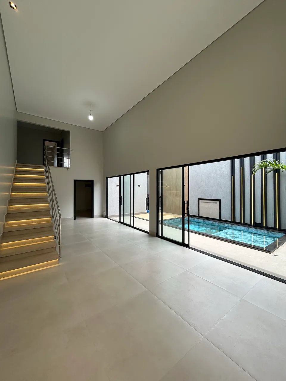 Vicente Pires 4 Suítes Piscina e Churrasqueira  - Foto 5