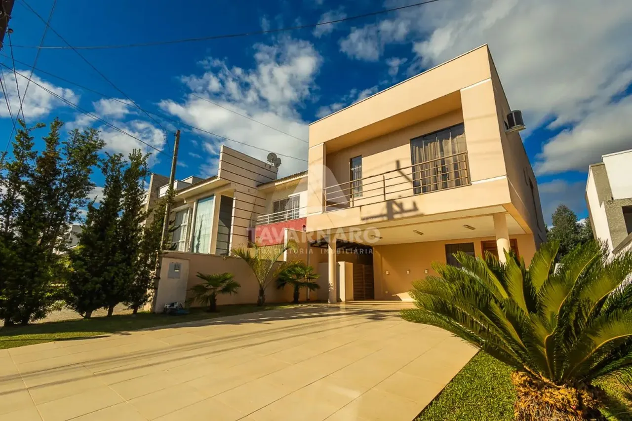 Casa Ampla com 3 Dormitórios e Suíte no Condomínio Vida Sadia!