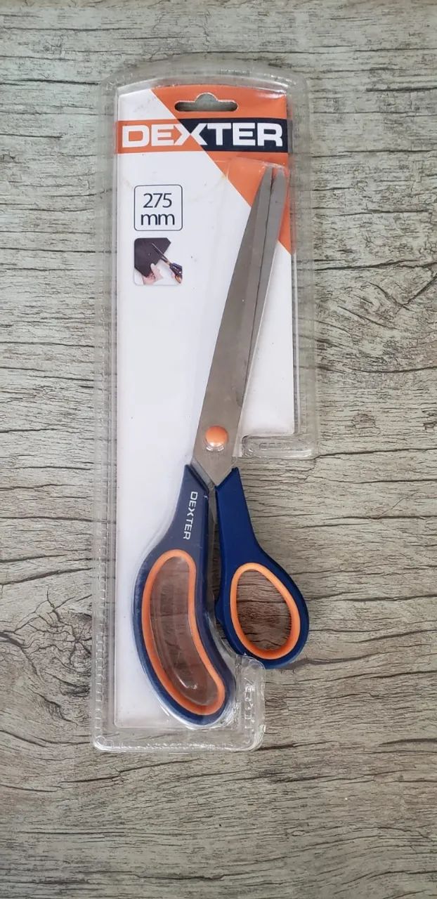 Tesoura64352410439683120