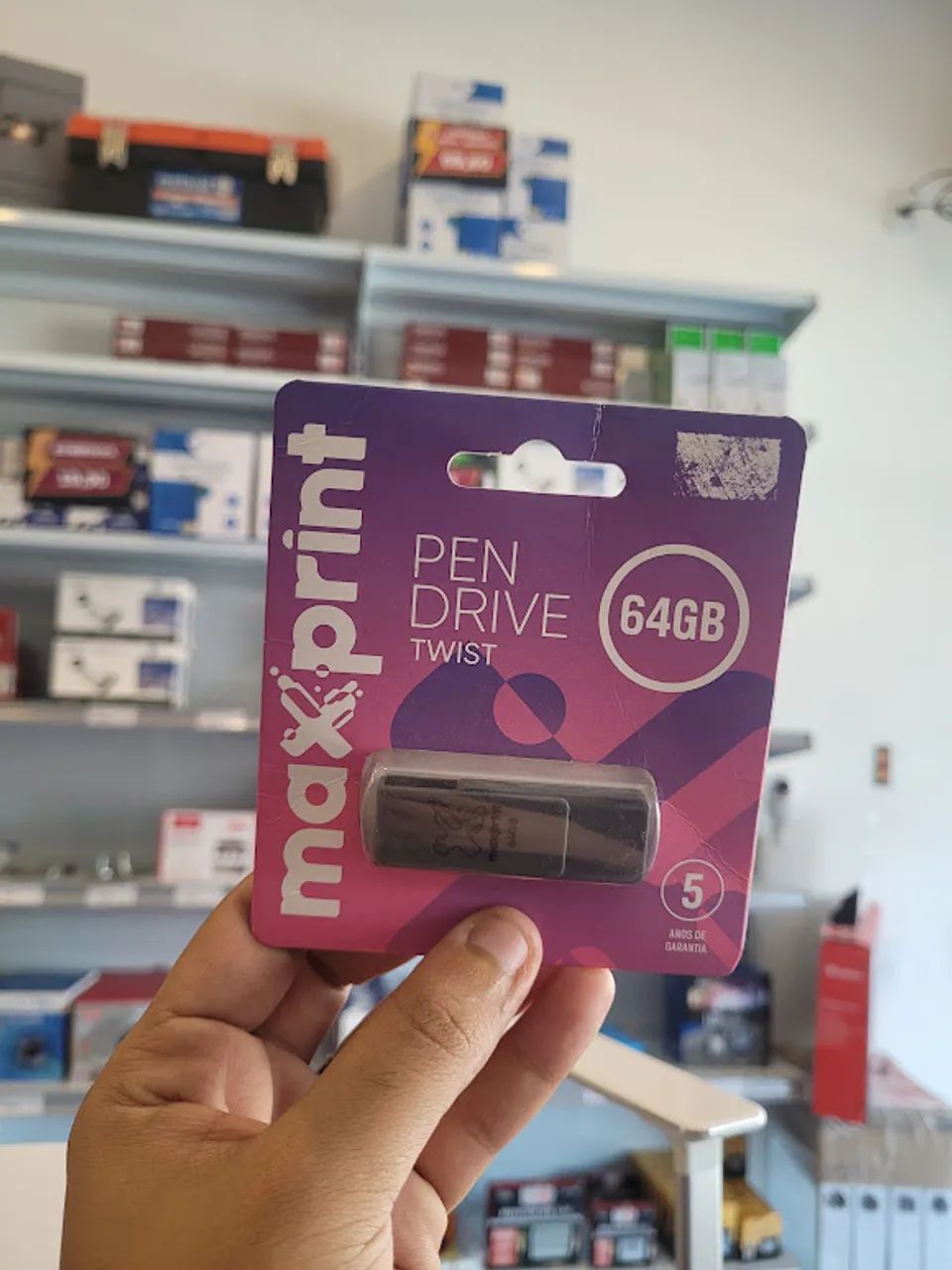 Pen Drive Maxprint Twist 64 GB - Loja Mega Tudo