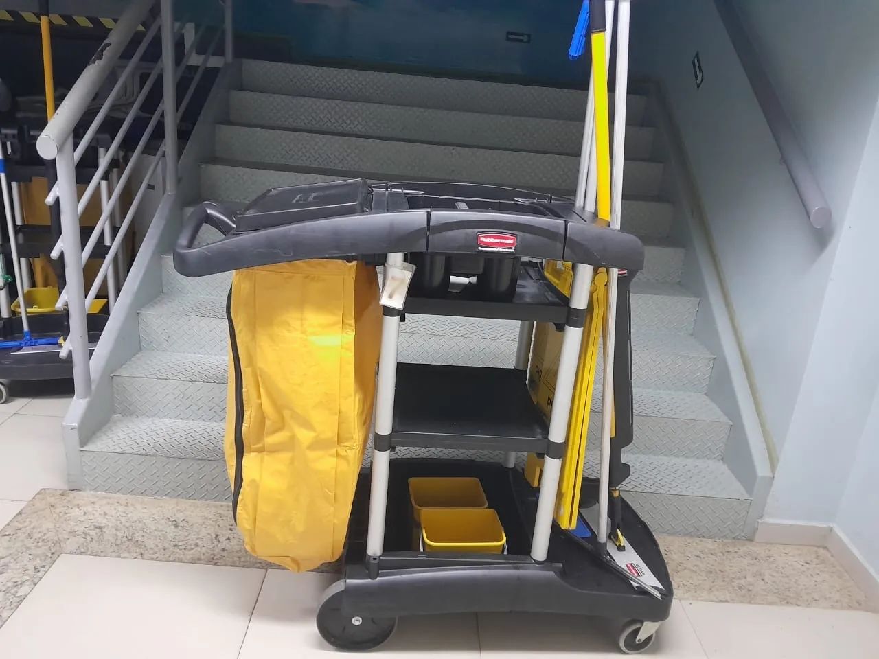 Carrinho Funcional de Limpeza - Foto 5