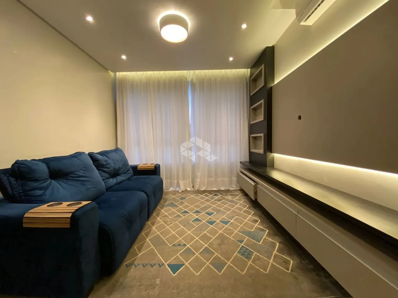 APARTAMENTO MOBILIADO EM SANTA CRUZ DO SUL, PROXIMO AO CENTRO!