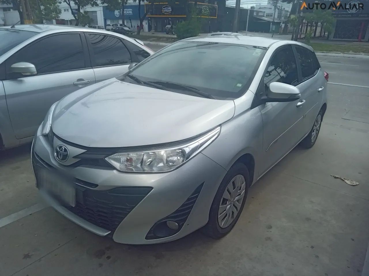 Yaris 1.3 XL multidrive Aut 2020 Carla Alves *78
