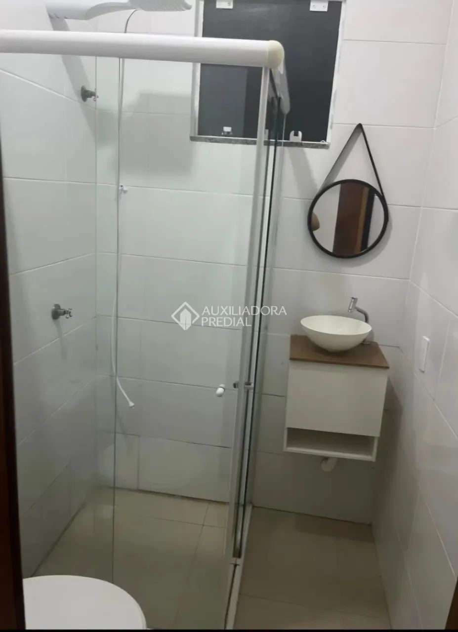 Auxiliadora Predial aluga, apartamento de 2 dormitórios, sendo uma suite, localização priv - Foto 11
