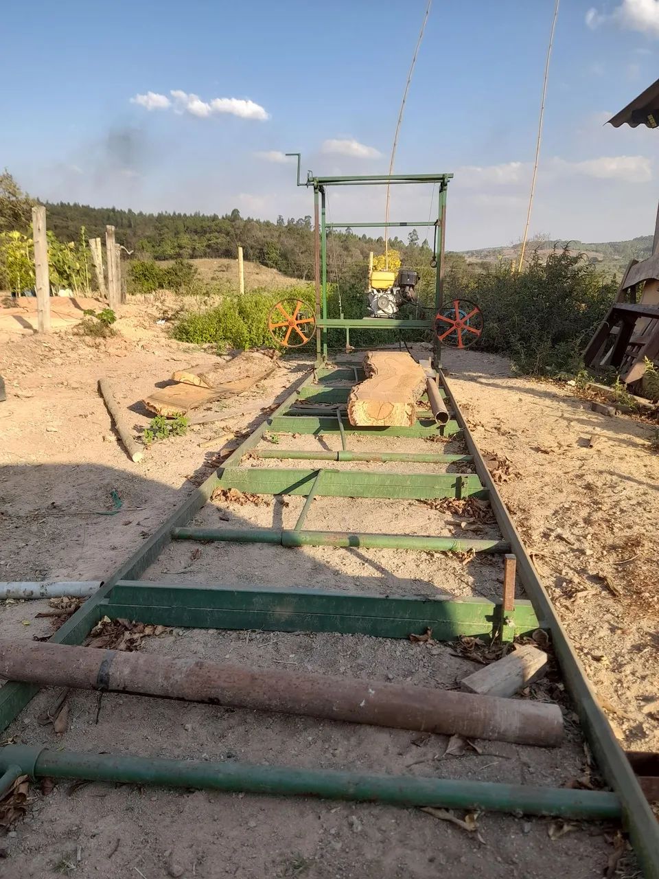 Serra Fita Horizontal para madeira Simples 6 metros com Motor de 15cv - Foto 5