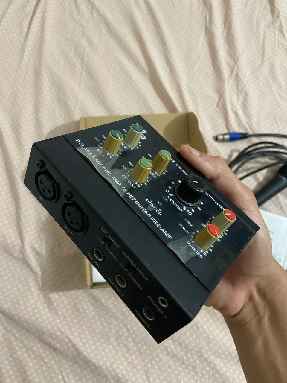 Interface Arcano ot2 + mic dinâmico Behringer Xm8500 - Foto 2