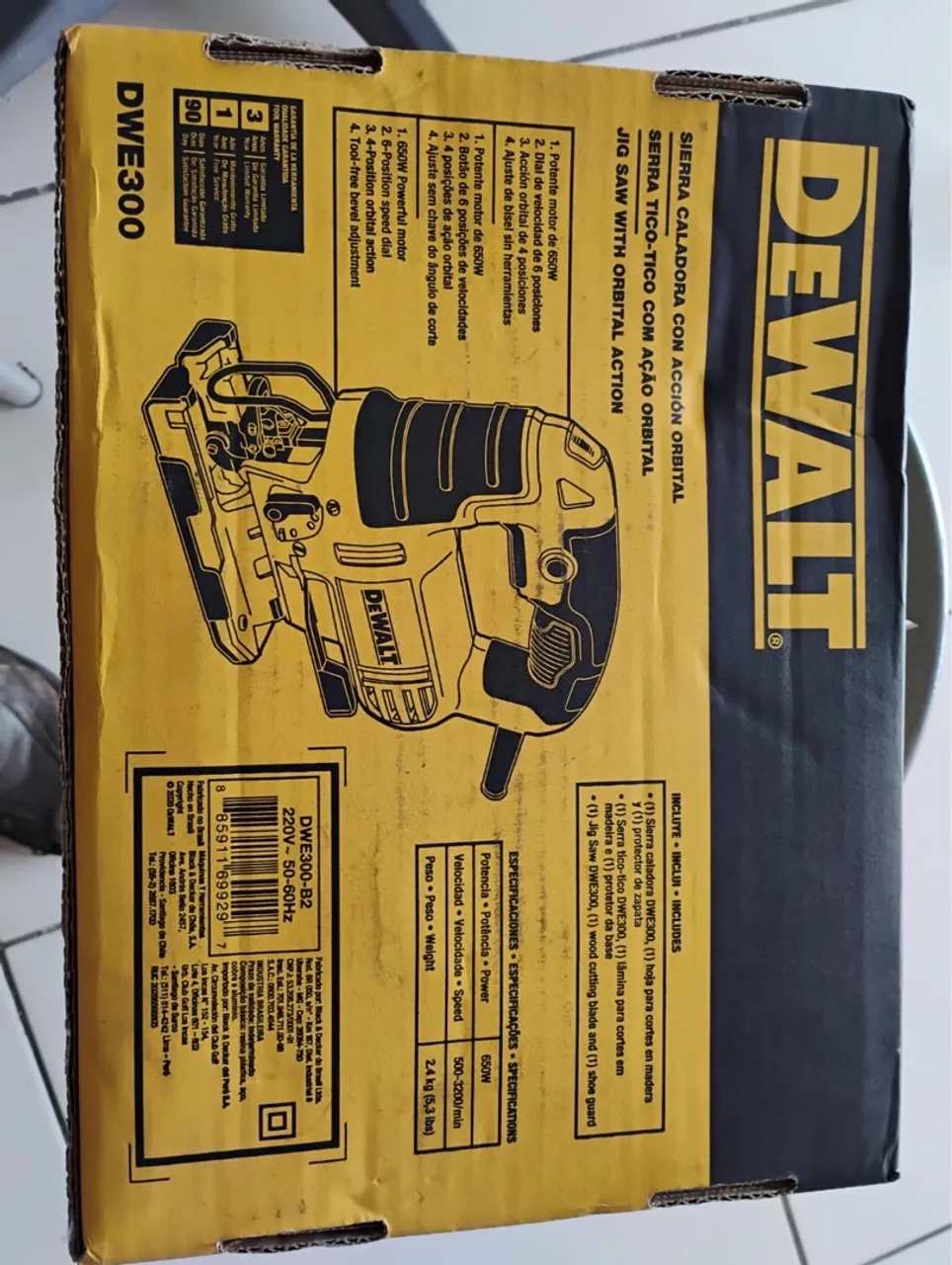 Serra Tico-Tico Dewalt DWE300 - Nova na Caixa!