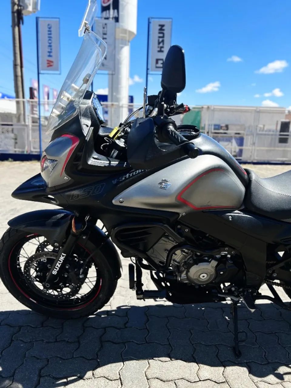 SUZUKI VSTROM 650 XT 17/18 - Foto 2