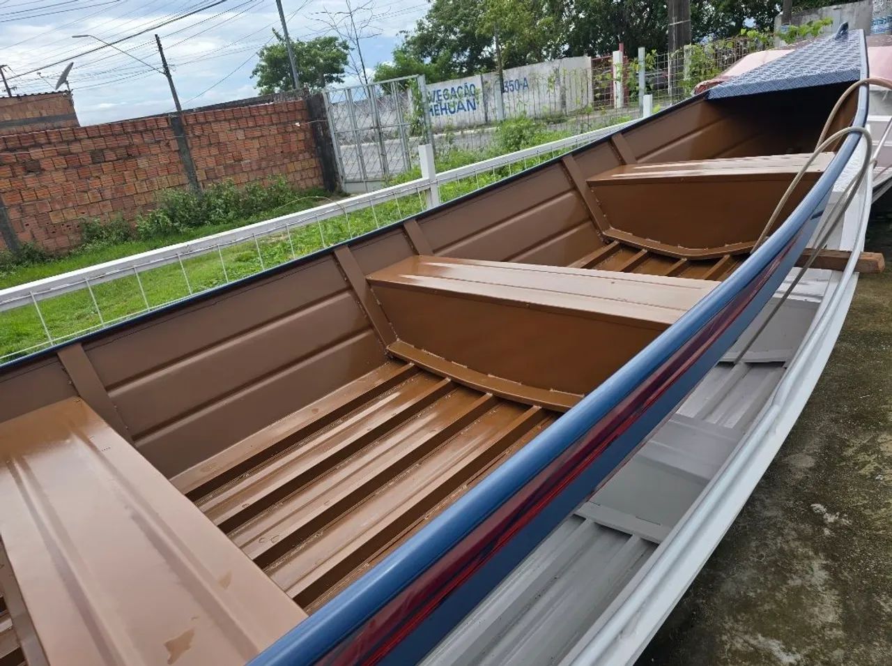 canoa medindo 6 metros com borda alta voadeira, bote, barco, lancha. - Foto 3