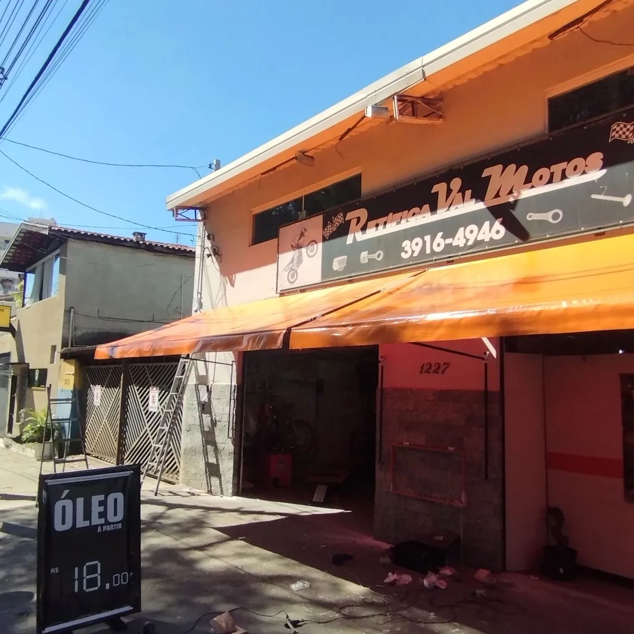 Toldo Retrátil e cobertura para comércios 