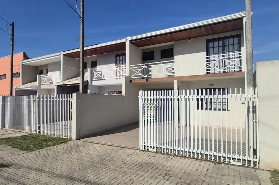 Sobrado para Venda em São José dos Pinhais, São Pedro, 3 dormitórios, 1 suíte, 2 banheiros