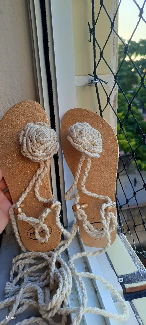 Sandálias Havaianas Crochê