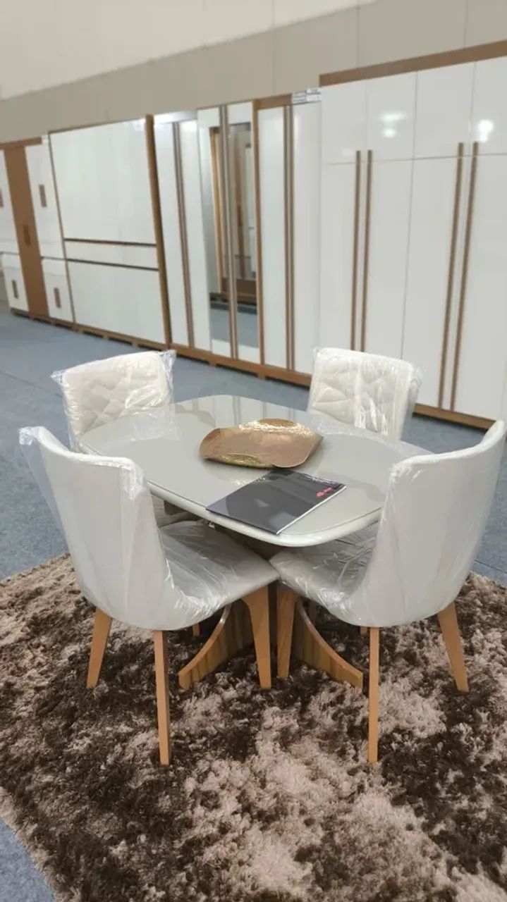 Conjunto Mesa c/ 4 Cadeiras MDF Montana  - Foto 3