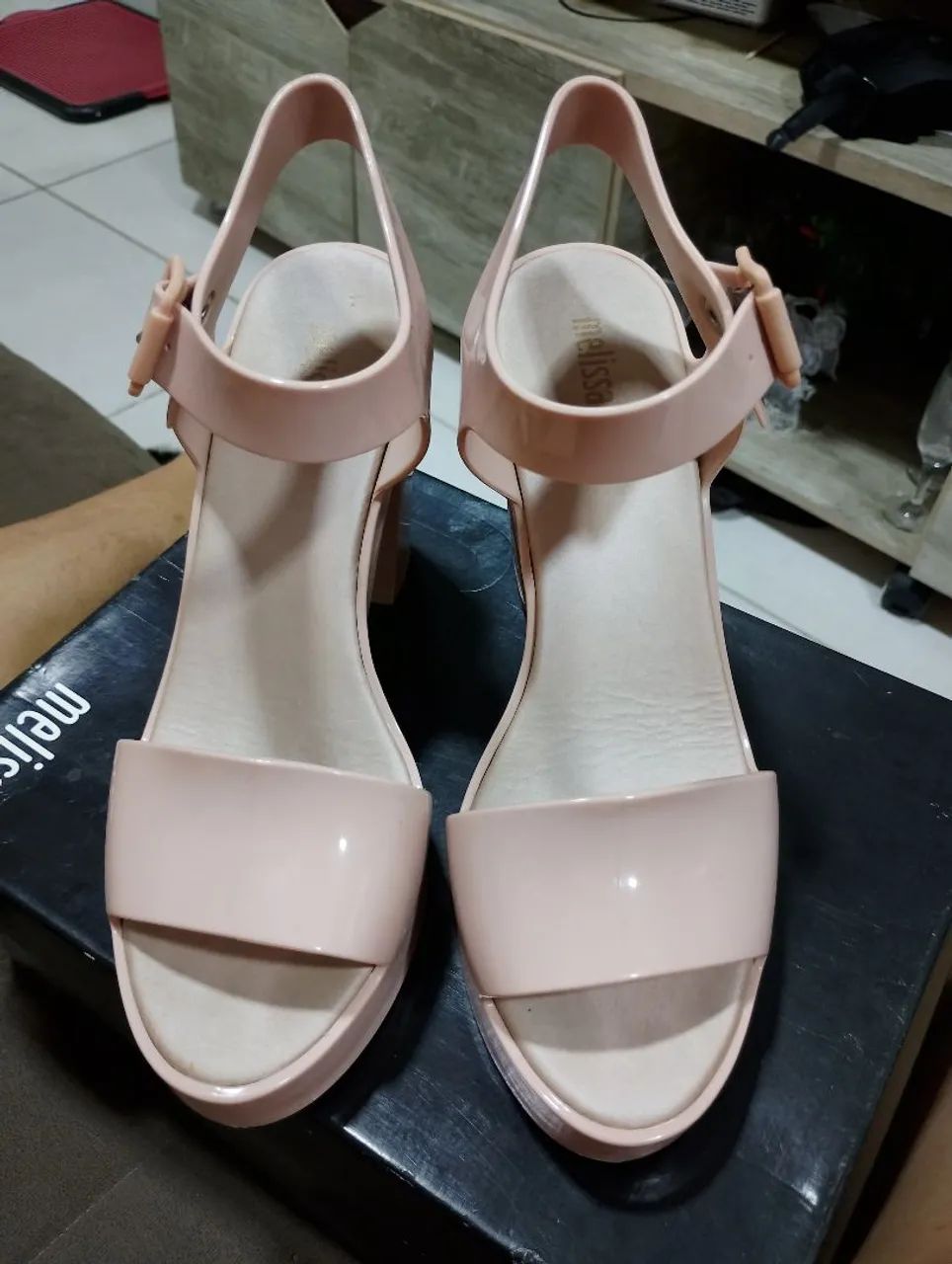 Shoe64314283746817122