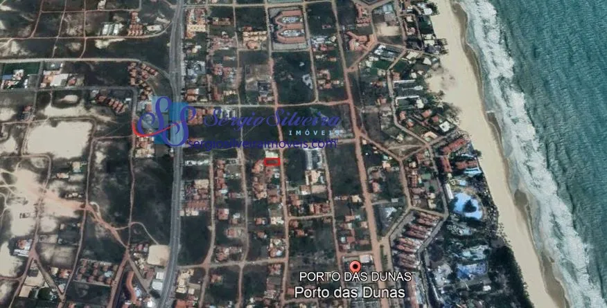 Terreno com 800m² em localização privilegiada no Porto das Dunas