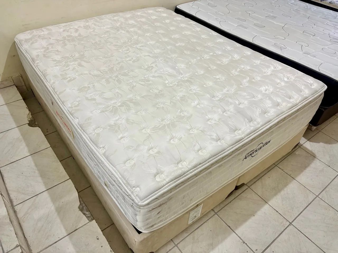 Cama box de casal Queen , cama Queen  - Foto 4