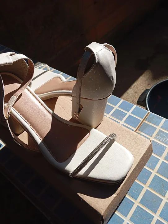 Salto com strass - Foto 3