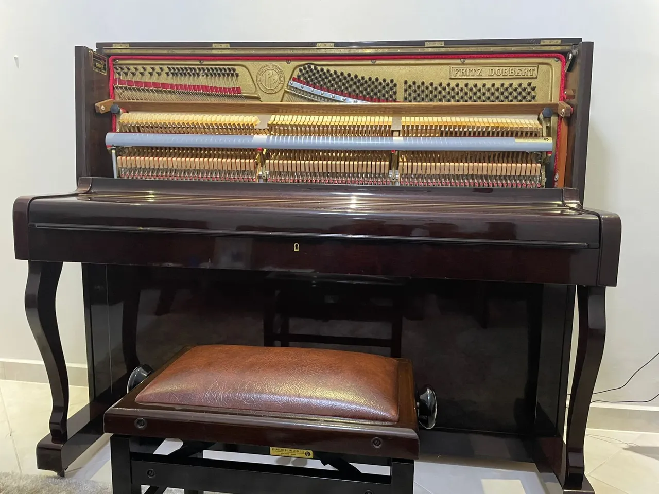 Piano Vertical Fritz Dobbert - Instrumento Musical Clássico