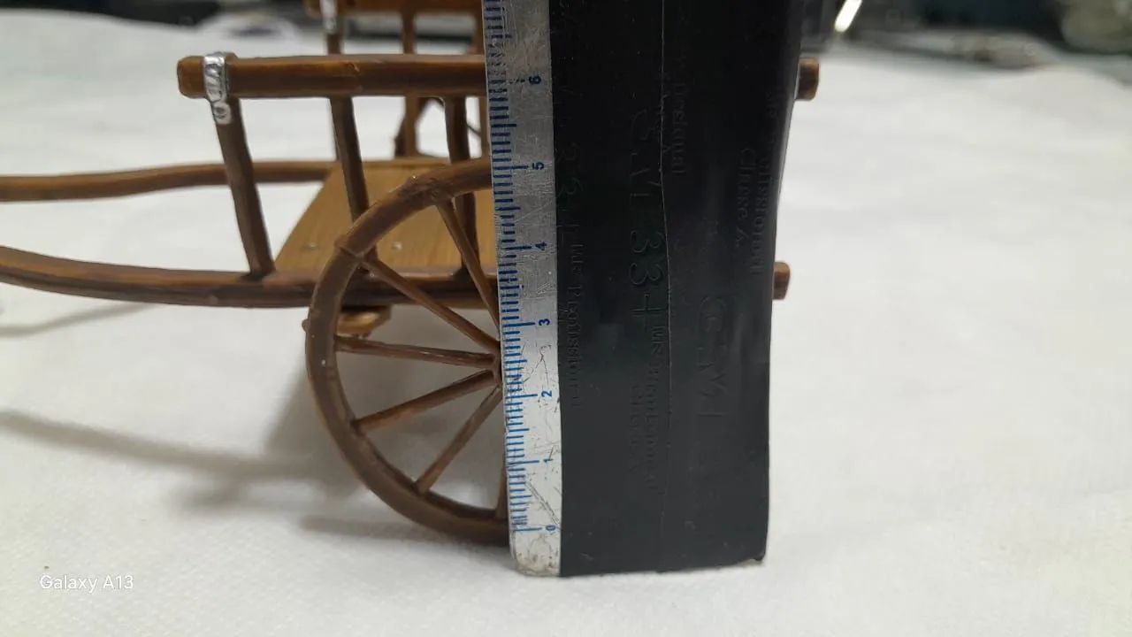 Miniatura de carroça/carro de boi - Foto 4