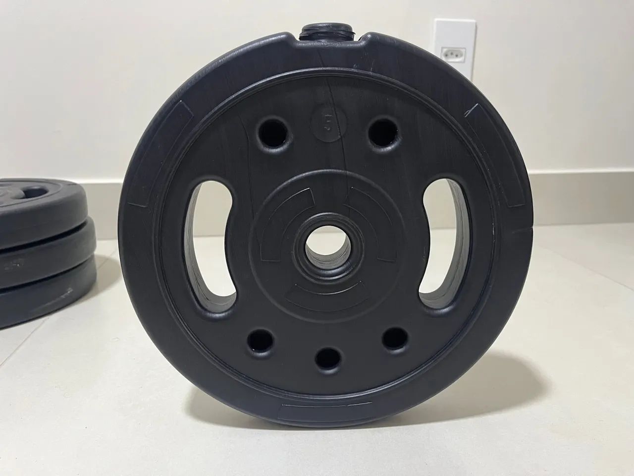 Conjunto de Barras e Anilhas até 42kg - Foto 5