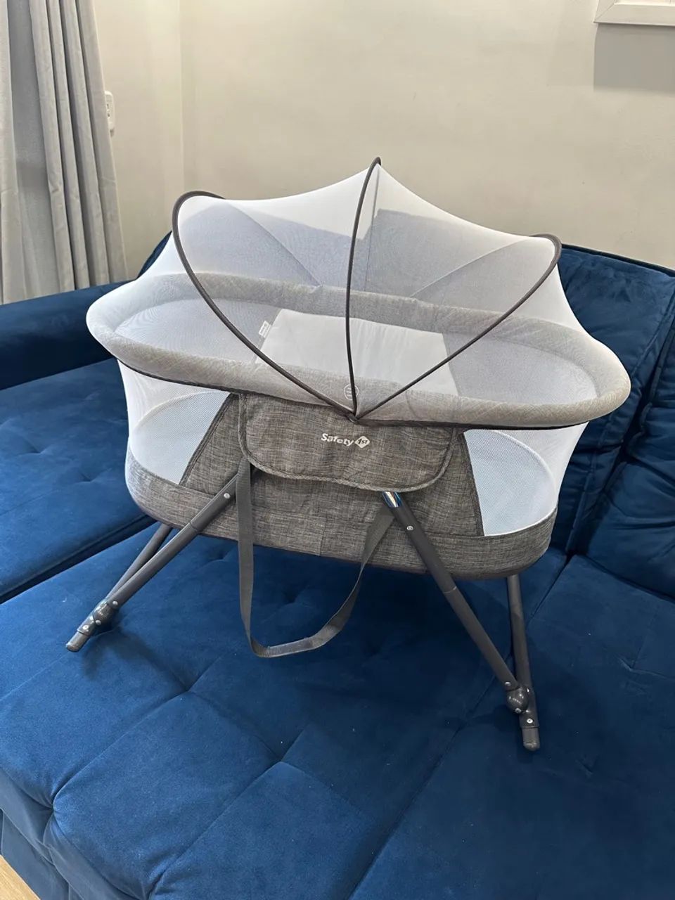 MINI BERÇO DOBRÁVEL MOISÉS