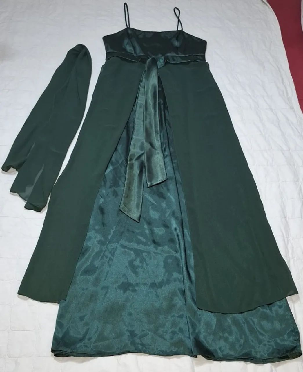 Vestido de festa Tecido cetim e Mussolini - Foto 3