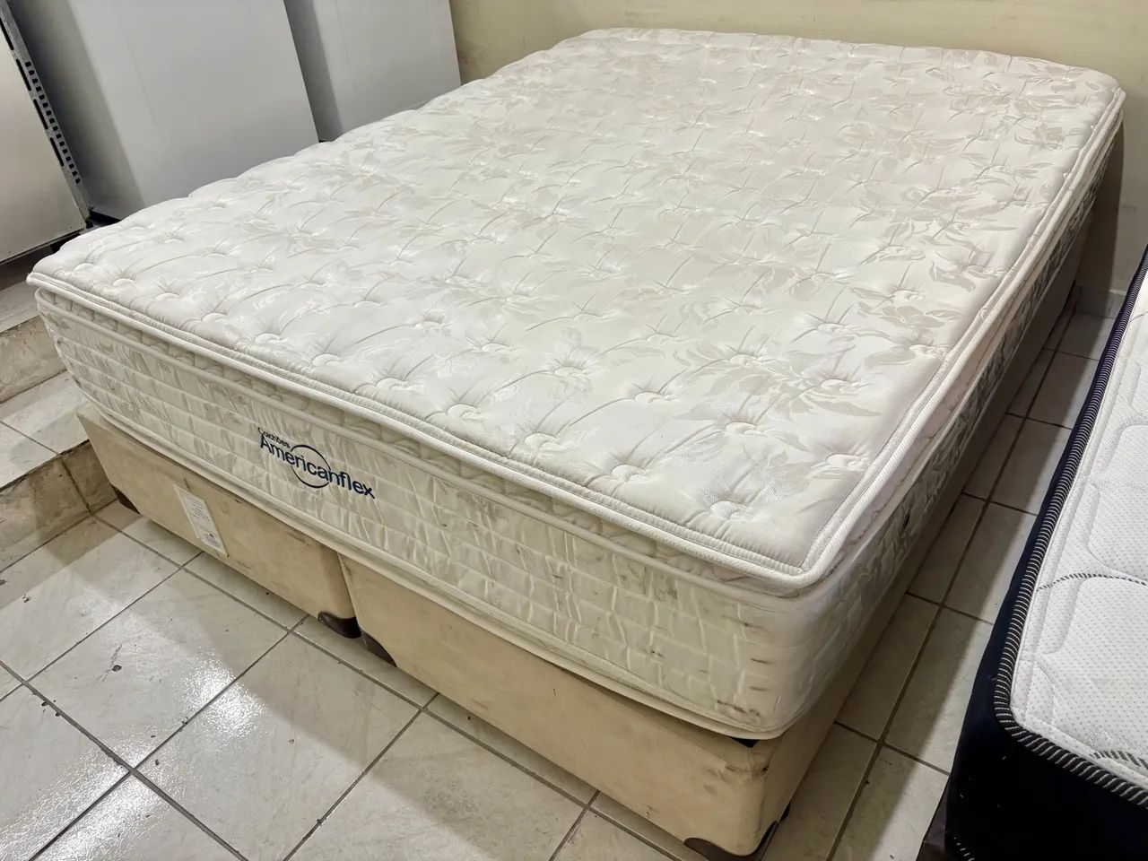 Cama box de casal Queen , cama Queen  - Foto 2