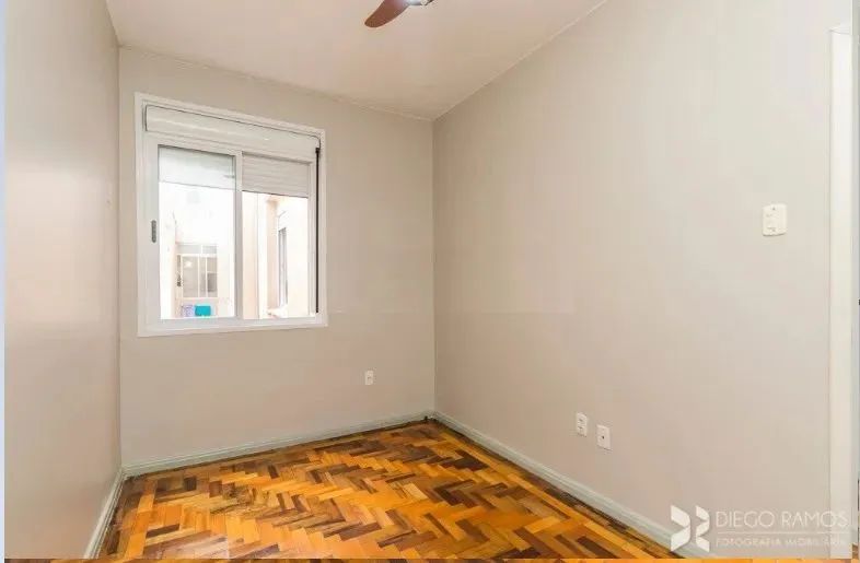 Vende excelente apartamento de frente, 94m2 de área útil, 03 dormitórios amplos com sacada - Foto 3
