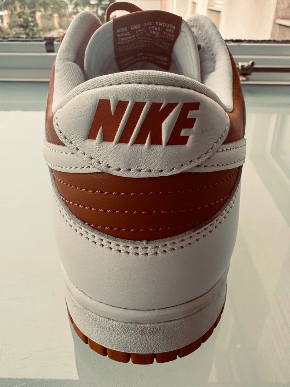 Tênis Nike Dunk Low - Laranja com Branco (Tamanho 42) - Foto 5